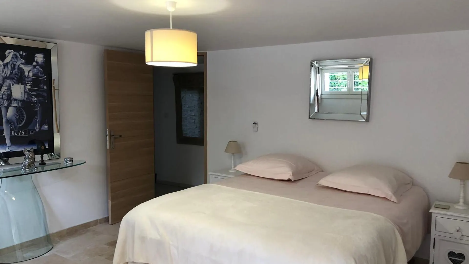 Tres Belle Chambre D'Hote A La Chapelle Sainte Anne Bed & Breakfast 0*, Saint-Tropez