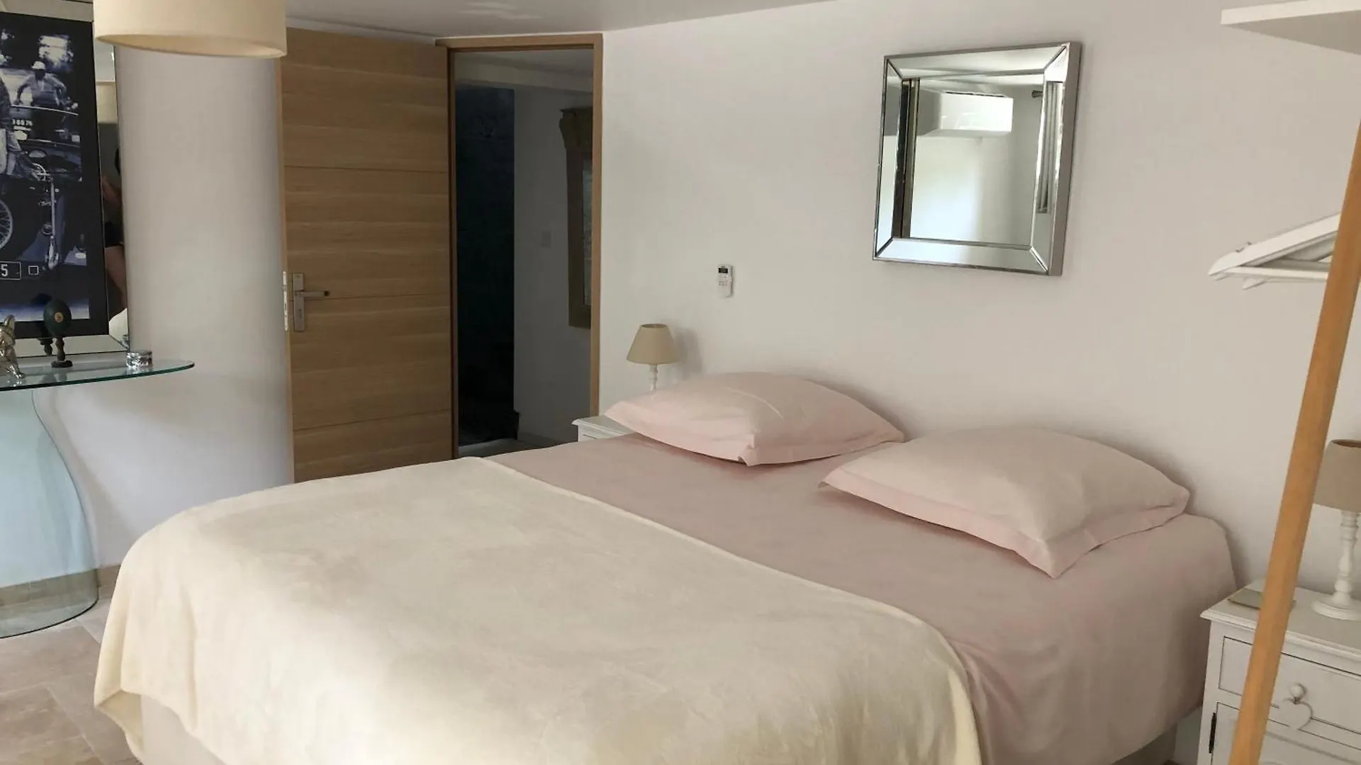 Tres Belle Chambre D'Hote A La Chapelle Sainte Anne Bed & Breakfast France
